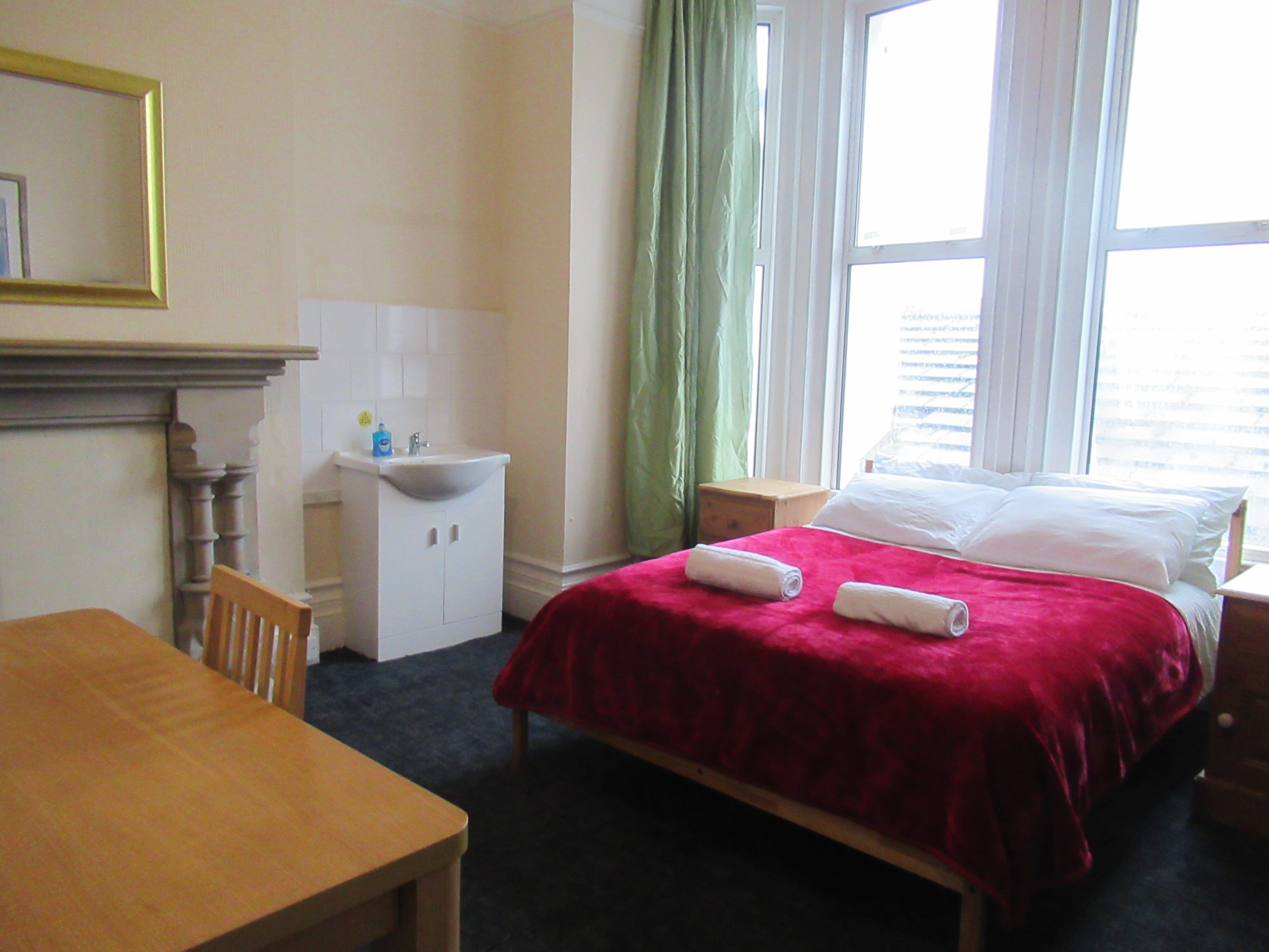 Lennard House double room