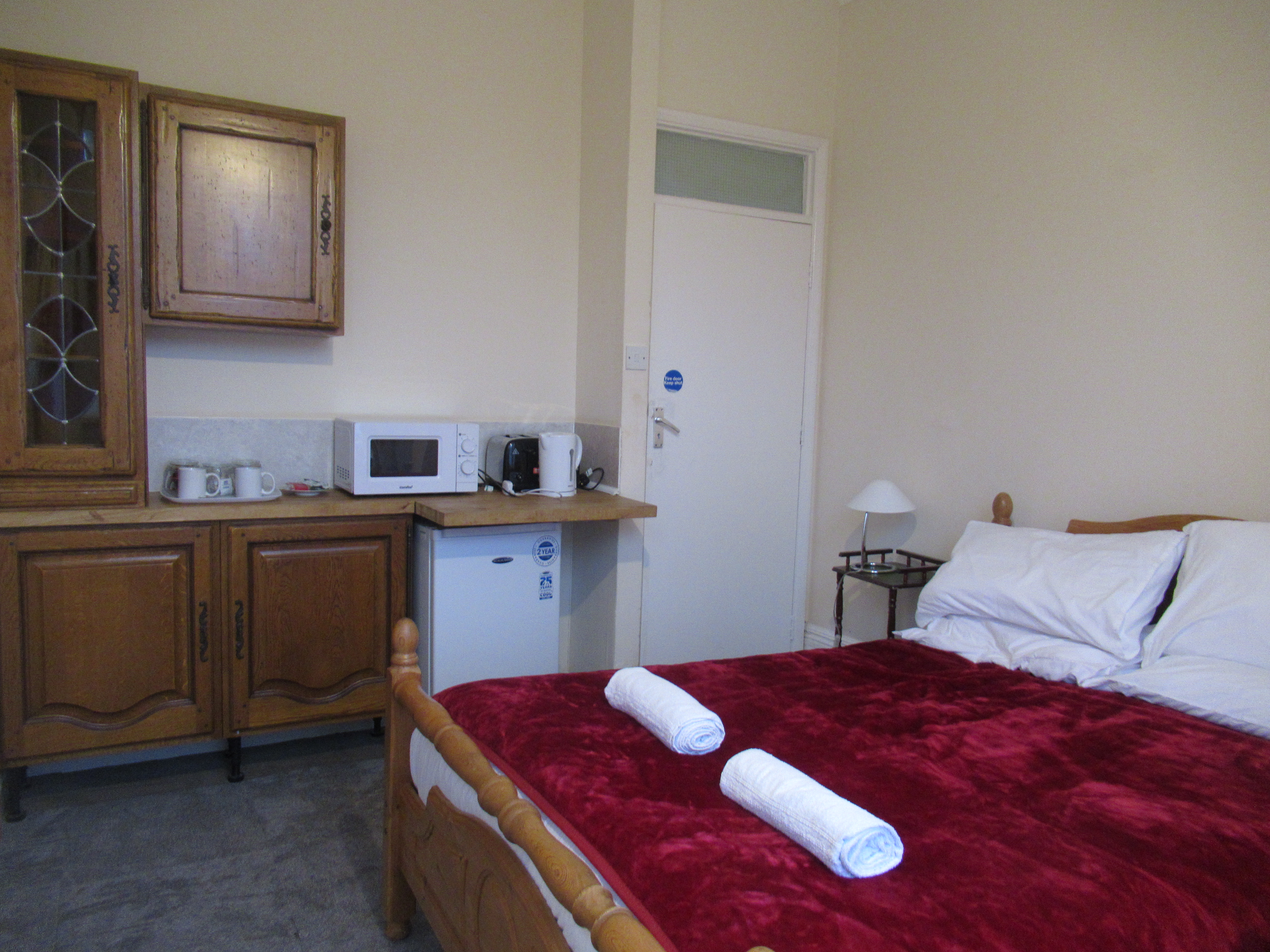 Lennard House double room