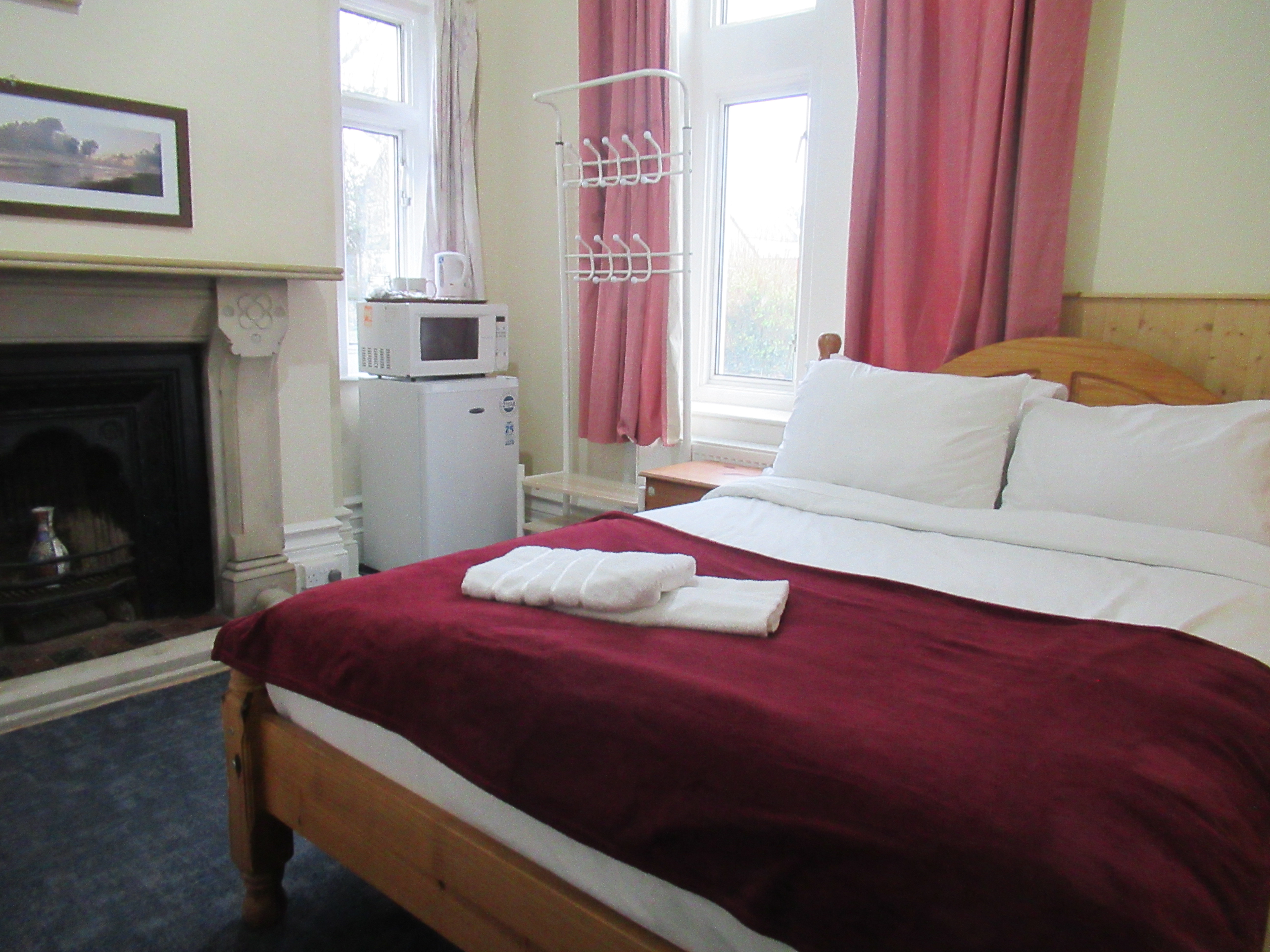 Lennard House double room